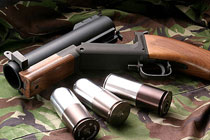 Пистолет-ракетница, фото с сайта i2.guns.ru