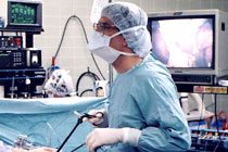 Лапароскопическая операция, фото с сайта webmd.com