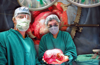 Опухоли органов мочевыделительной системы. Иллюстрация с сайта www.imageofsurgery.com