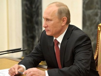 Путин внес изменения в закон о бюджете фонда ОМС