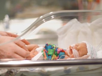 Ученые проанализировали успешность выхаживания недоношенных младенцев 