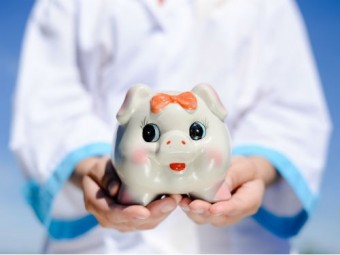 На новую систему оплаты труда медработникам Дон перейдёт с 2016 года