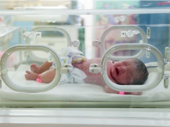 В Екатеринбурге разработан новый  прибор для лечения гипербилирубинемии у новорожденных